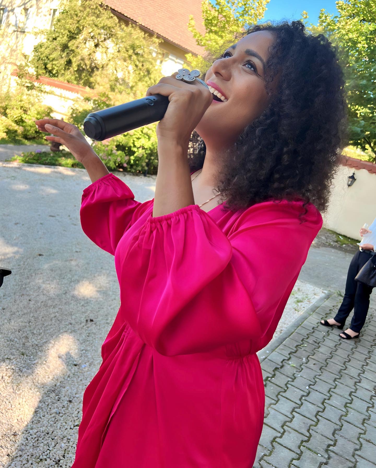 6B8337A7 1D82 4FA8 AD82 90D571B5F898